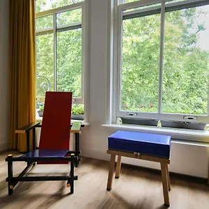 2* Hotell Muze